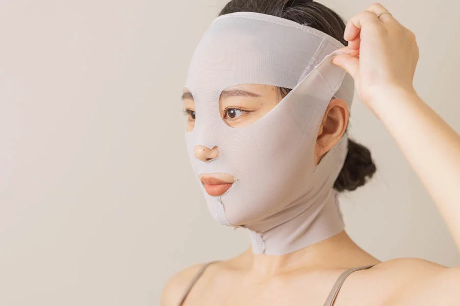 Lift and firm sleeping mask